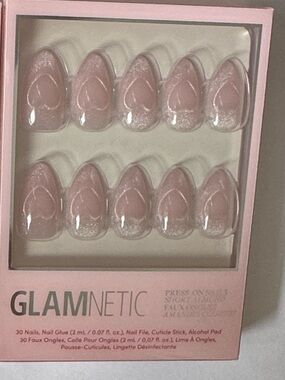 Pink Press-On Nails - Soft Blush Almond Set